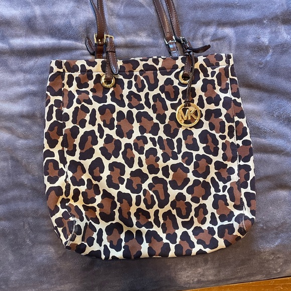 MK tote - Picture 1 of 5